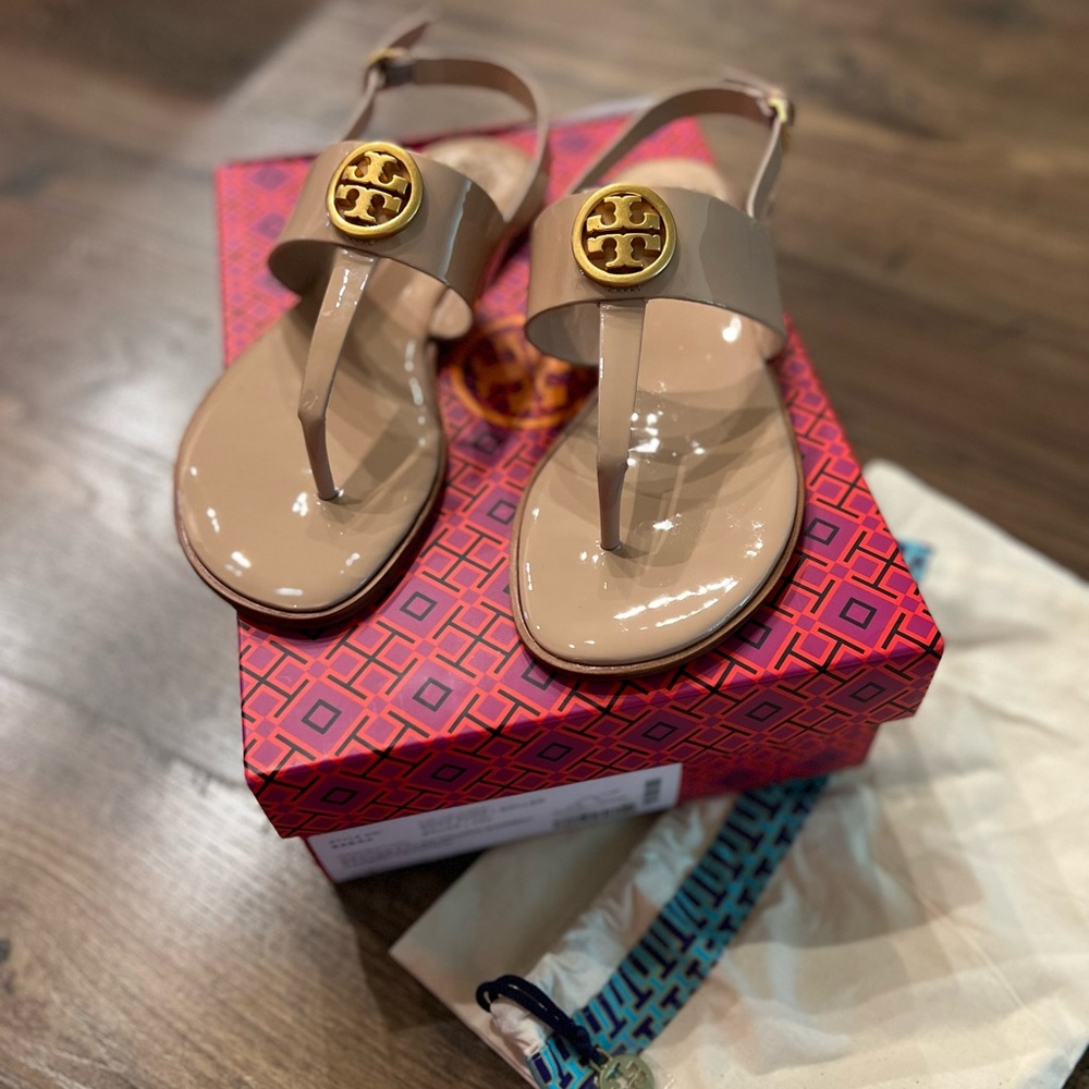 Benton Tory Burch Sandals NEW!